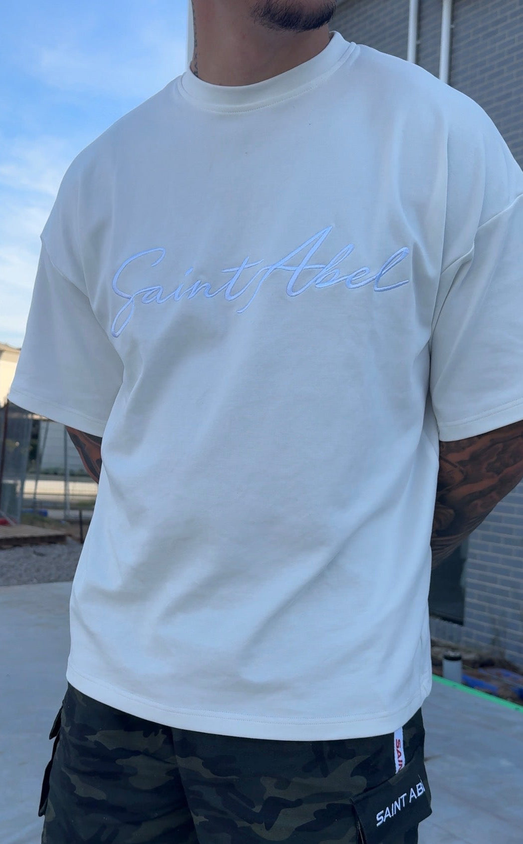 Signature Tee - Blanc (Adult)