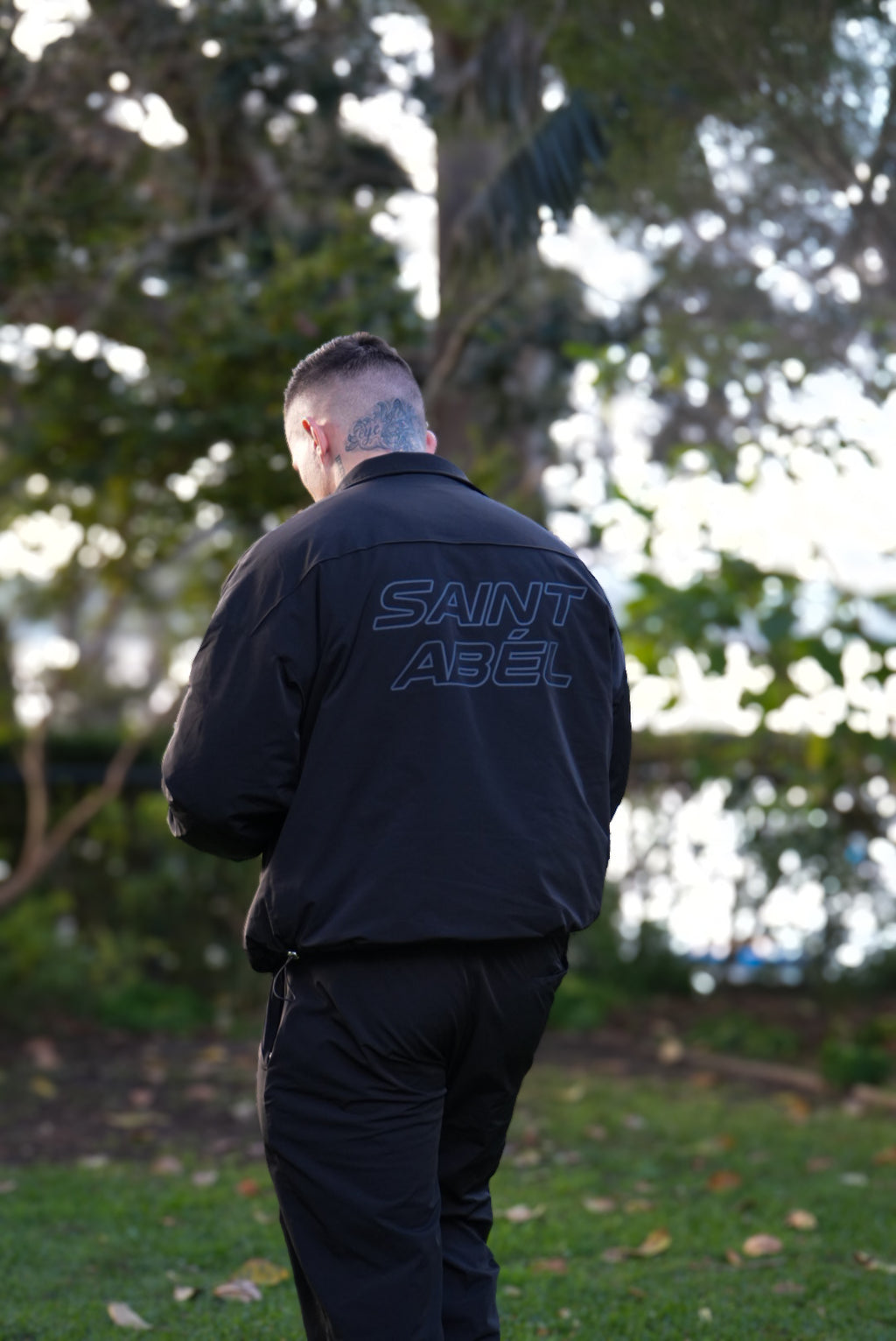 Zephyr Windbreaker - Onyx