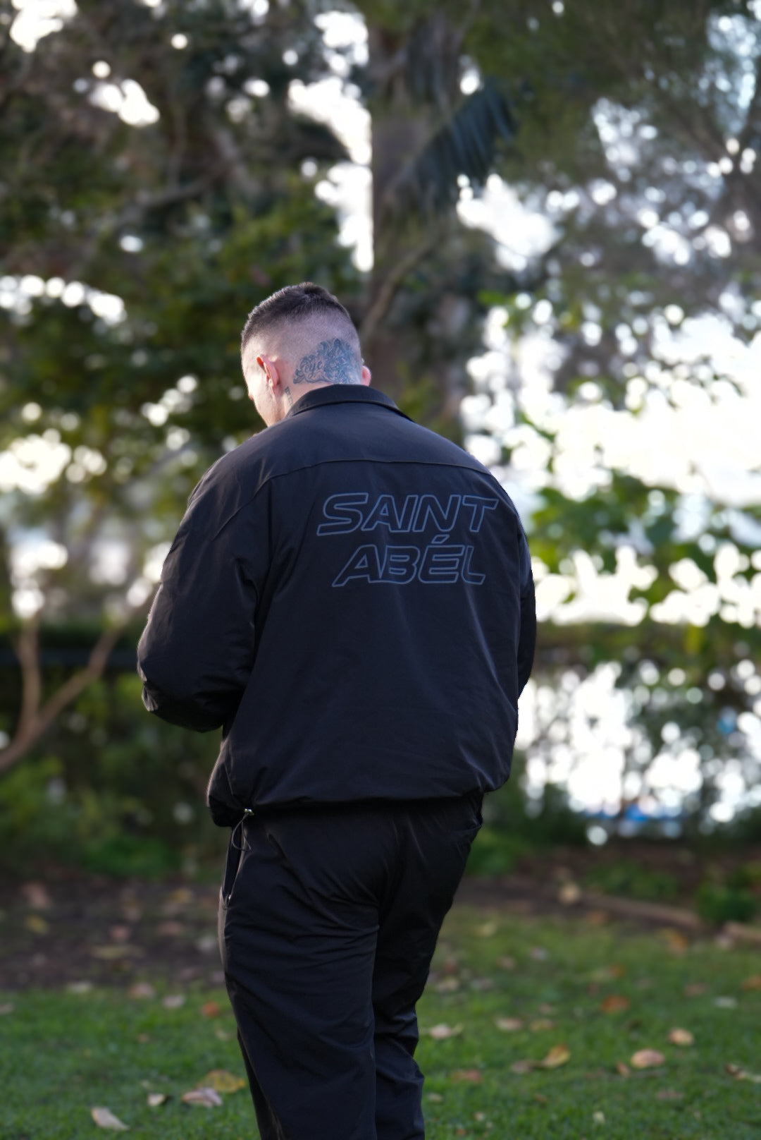 Zephyr Windbreaker - Onyx