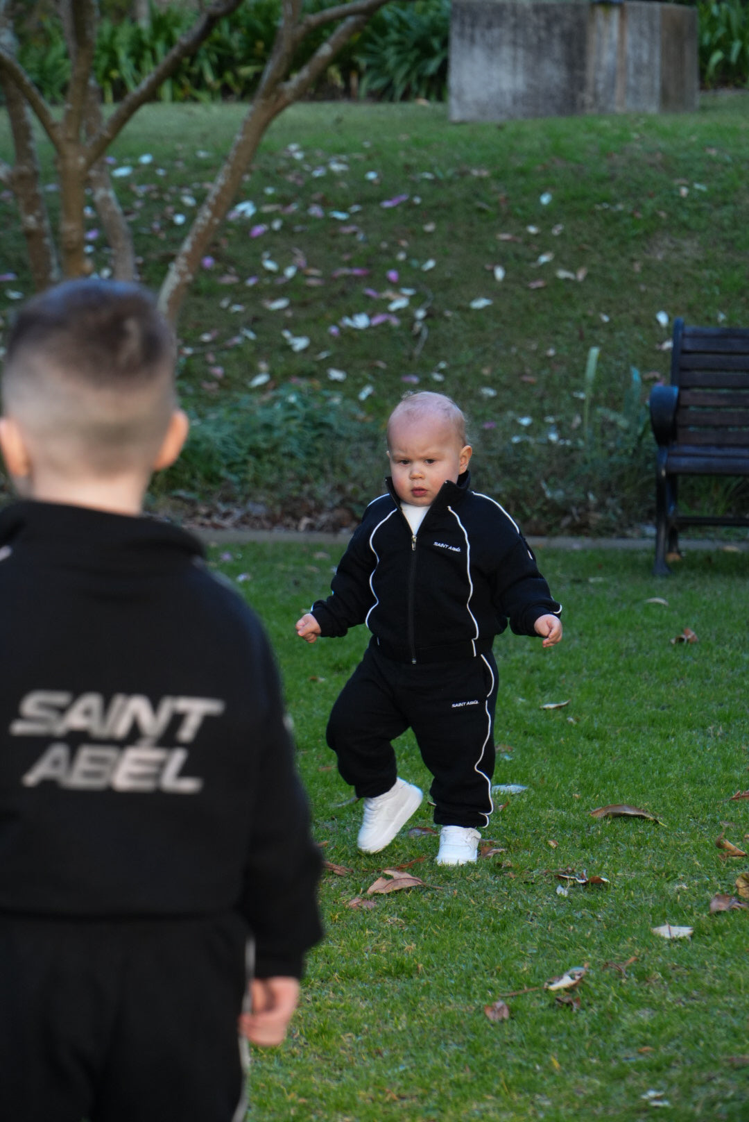 Essential Tracksuit - Onyx